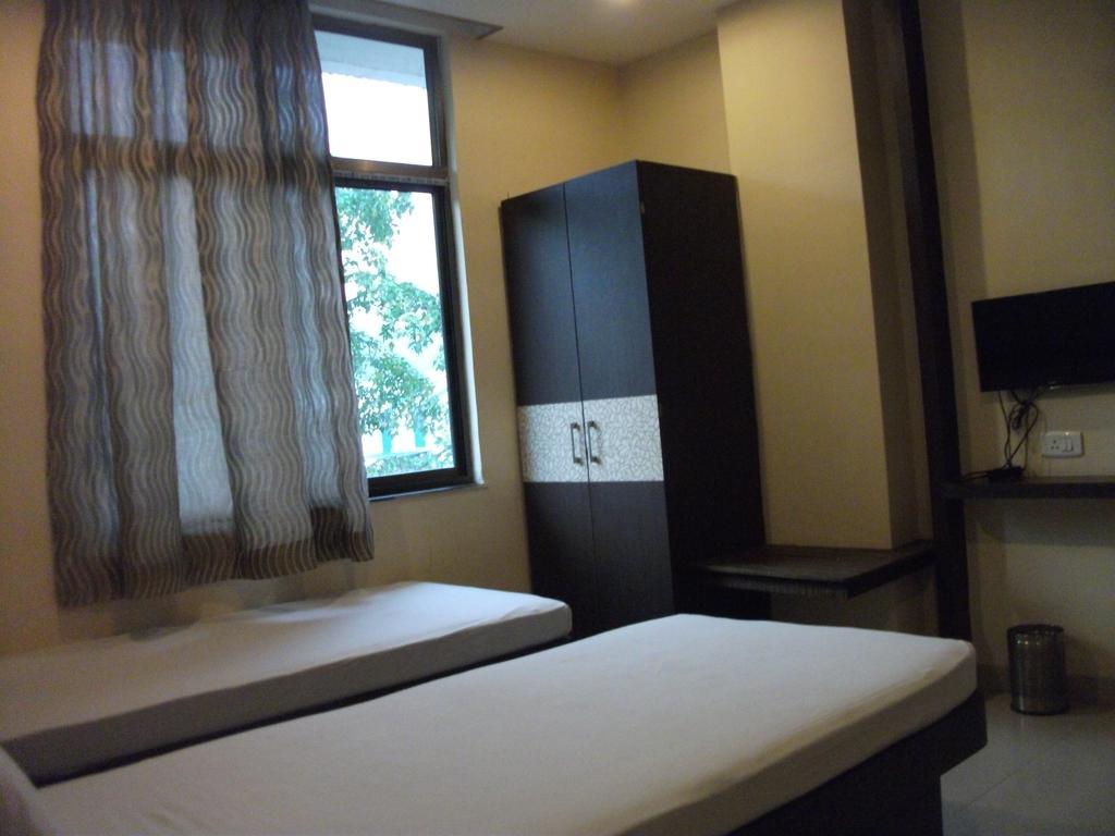 Hotel Parshuram 구와하티 외부 사진