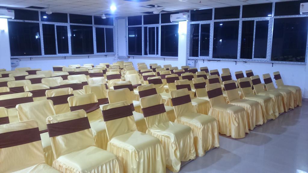 Hotel Parshuram 구와하티 외부 사진