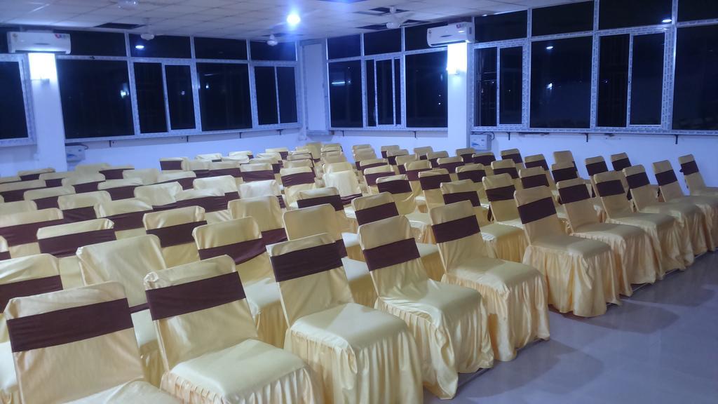 Hotel Parshuram 구와하티 외부 사진