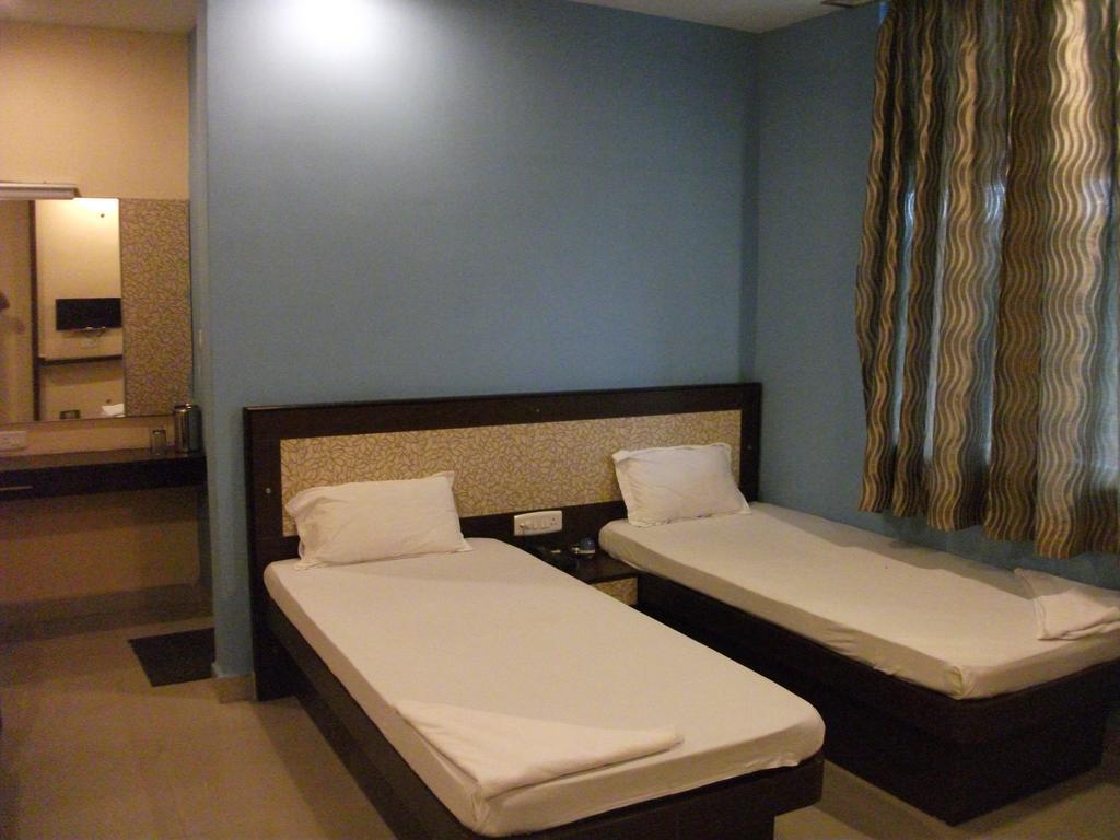 Hotel Parshuram 구와하티 외부 사진