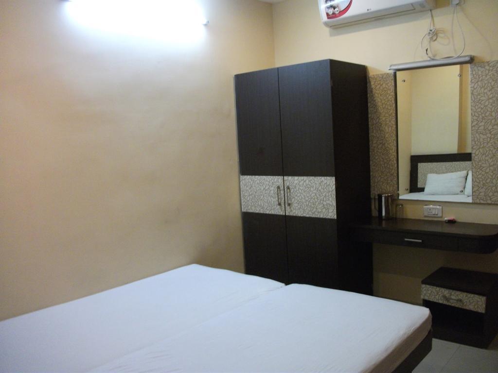 Hotel Parshuram 구와하티 외부 사진