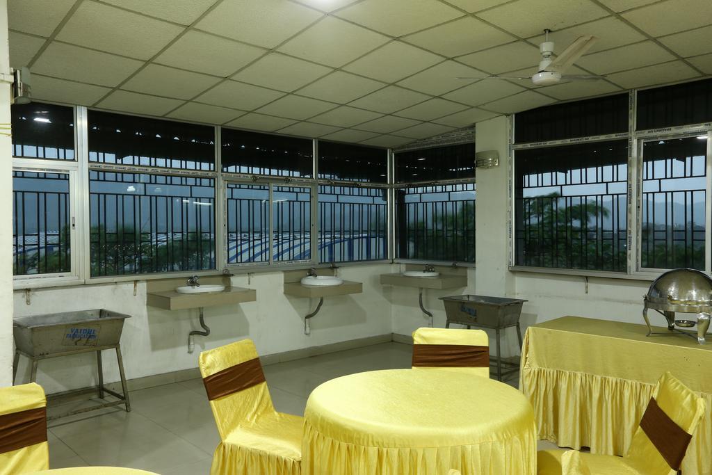 Hotel Parshuram 구와하티 외부 사진