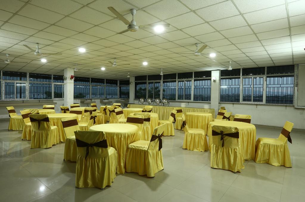 Hotel Parshuram 구와하티 외부 사진